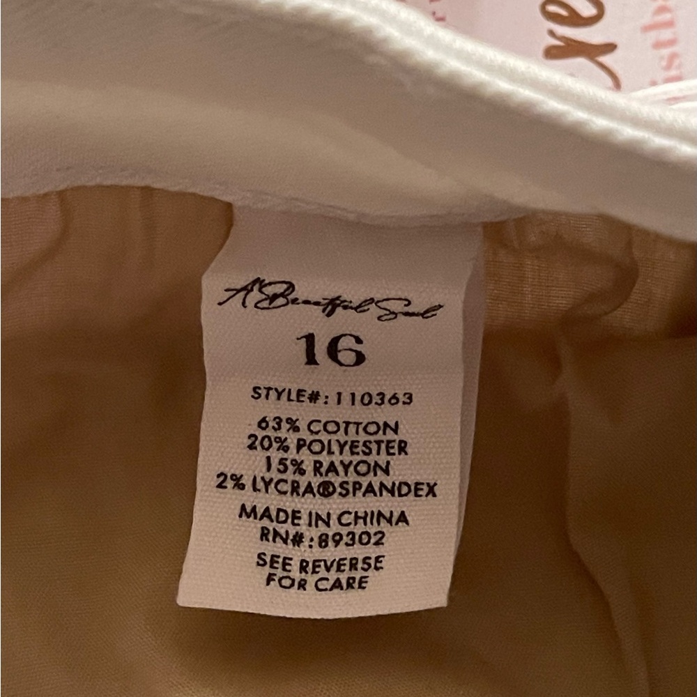 A Beautiful Soul NWT White Distressed Skinny Jean Size 16 - Picture 7 of 8